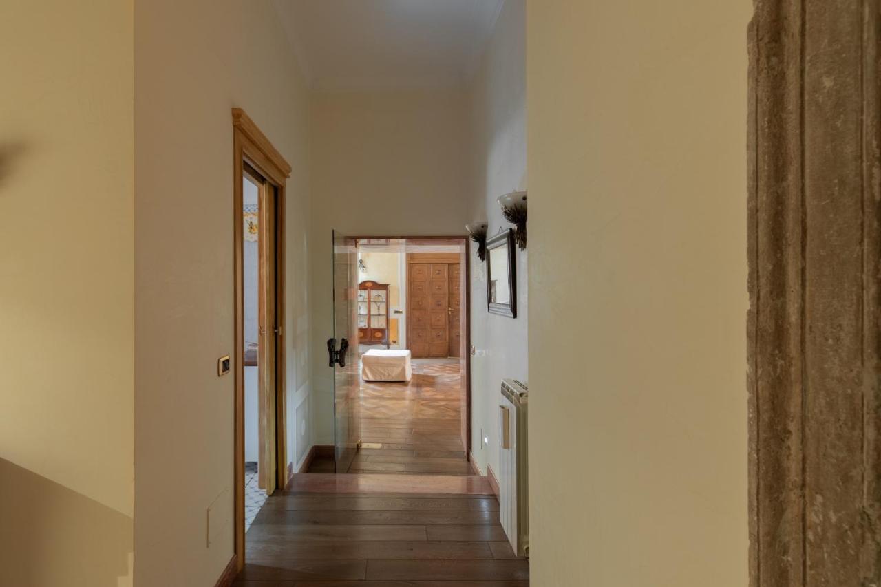 Iflat Elegant And Luxury Apartment Near Pantheon Rome Exterior photo